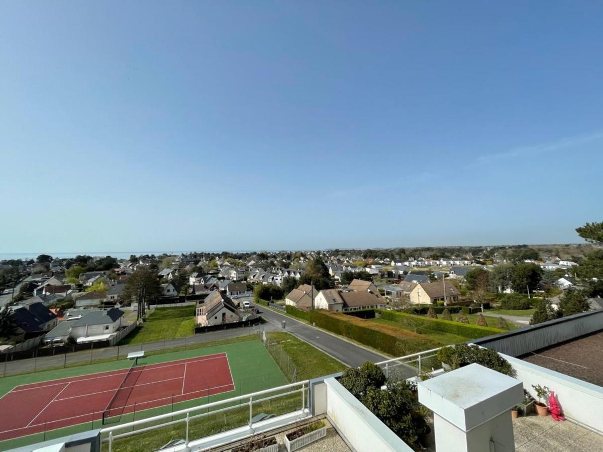 Appartement Renove Avec Tennis Prive, Parking Et Vue Mer - Fr-1-361-162 Jullouville-les-Pins Exterior photo